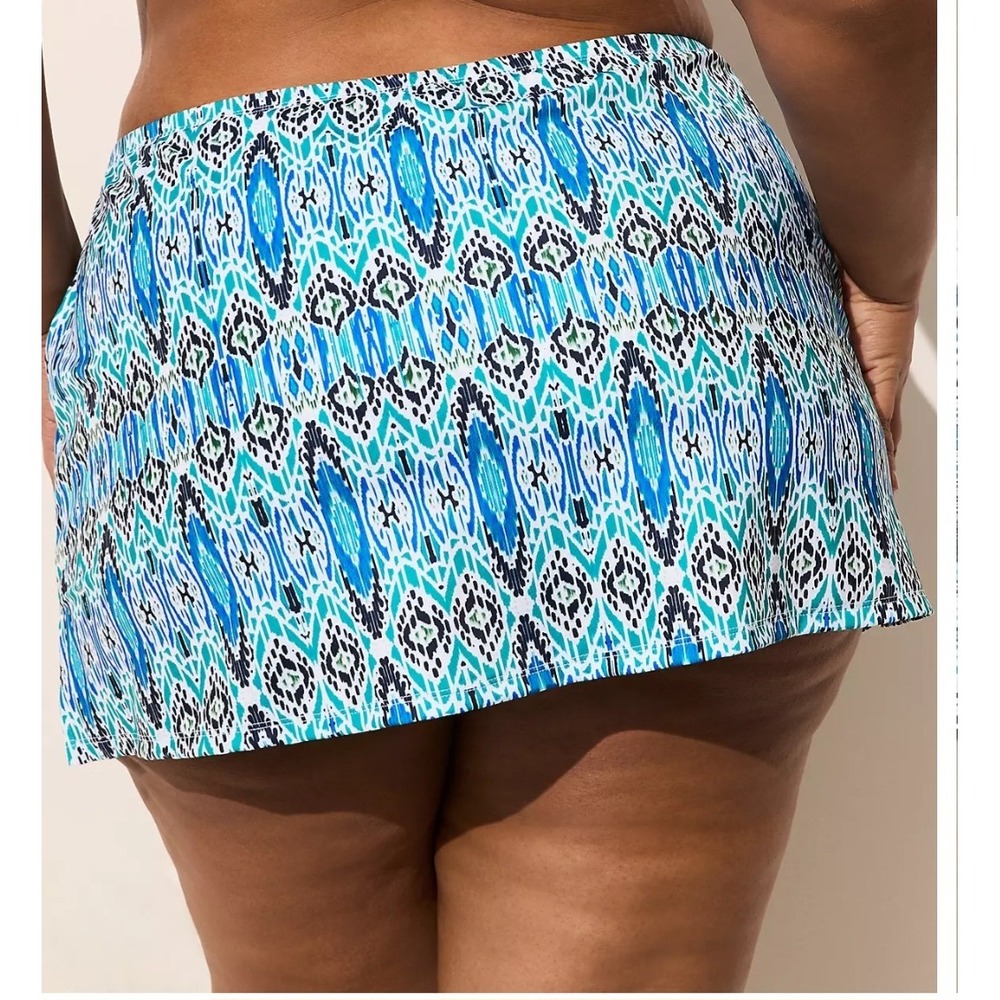 Torrid Blue Ikat Geometric Swim Skirt Attached Brief Size 12 NEW‎ m5513